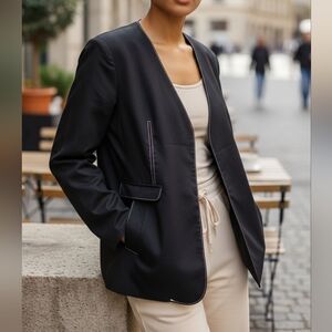 EUC Class Made In Italy Size 46 (US 10) Black Open Front Blazer With White Lines